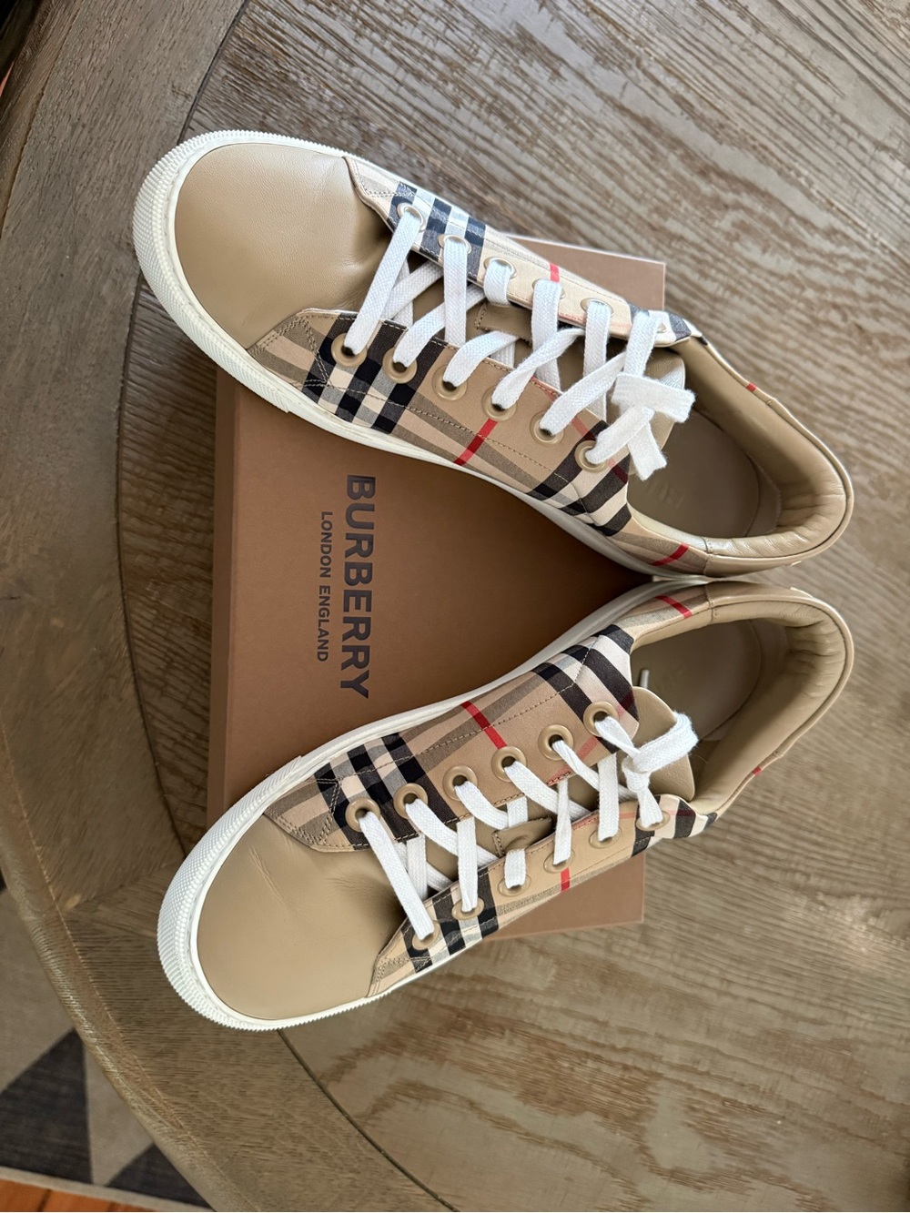Burberry Beige/Tan Check Low-Top Sneakers